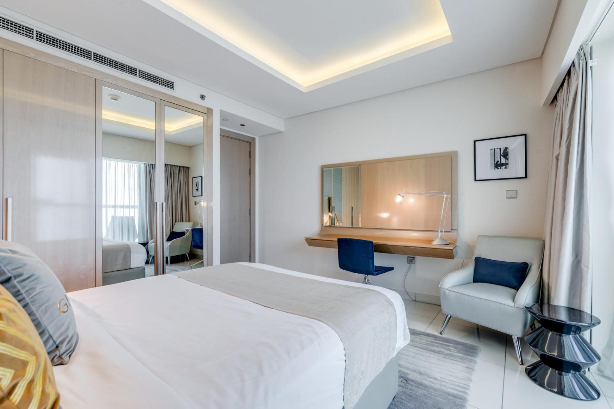 Globalstay Damac Towers By Paramount In Business Bay Dubai Esterno foto