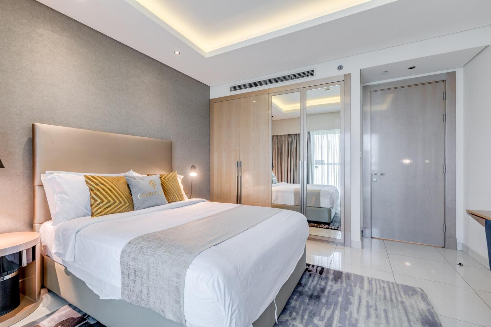 Globalstay Damac Towers By Paramount In Business Bay Dubai Esterno foto