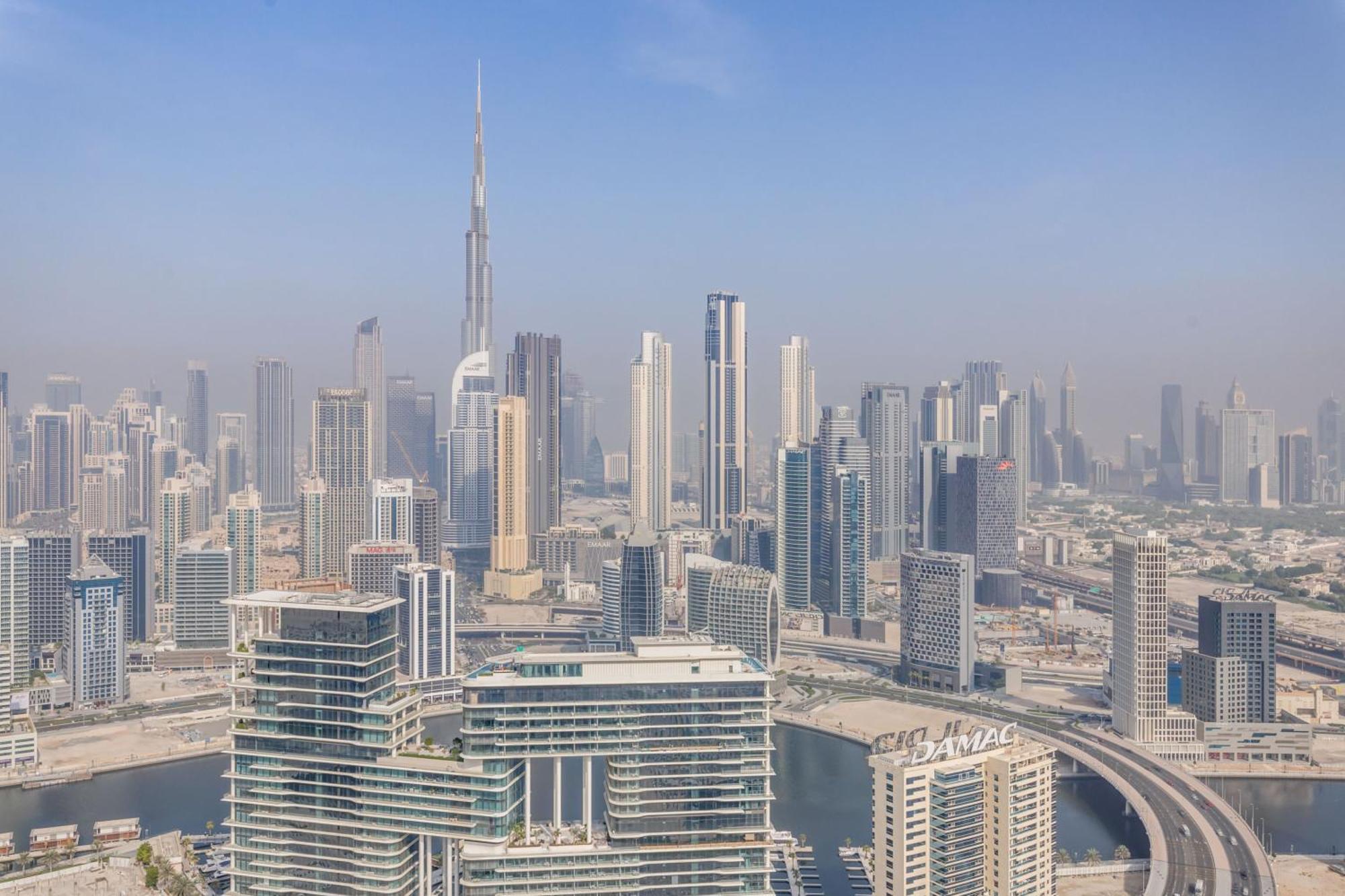 Globalstay Damac Towers By Paramount In Business Bay Dubai Esterno foto